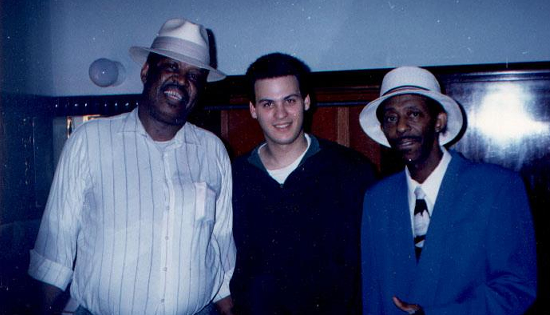 Walter Deleón (también conocido como Walter Luis Deleón), músico argentino